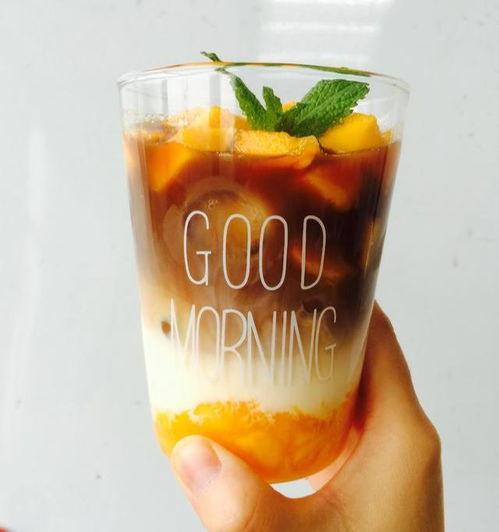 青橙芒果咖啡,融合热带风情的香醇饮品之旅